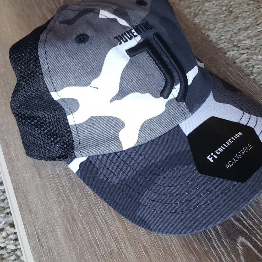 Juventus Official Camo print hat (adjustable)